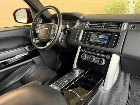 Used 2016 Land Rover Range Rover HSE image 36