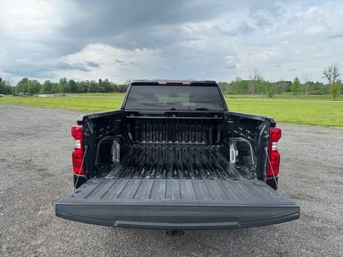 Certified 2023 Chevrolet Silverado 1500 LT AWD/4WD image 19