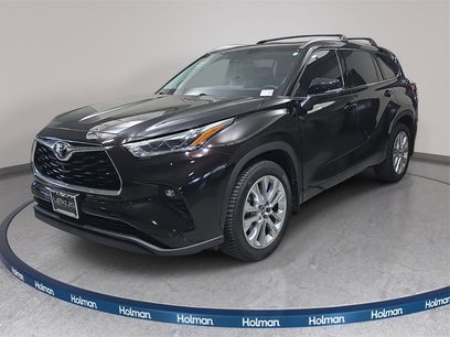 Used 2022 Toyota Highlander Limited
