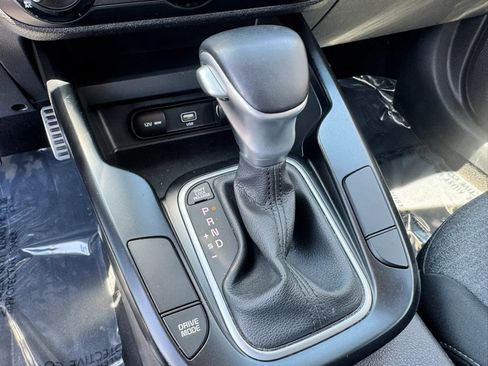 Used 2020 Kia Soul GT-Line FWD image 24
