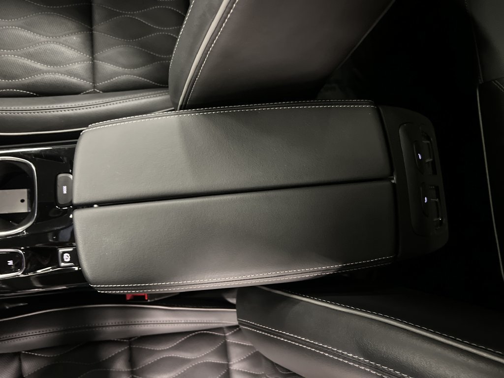 Certified 2023 Buick Envision Avenir AWD/4WD image 27