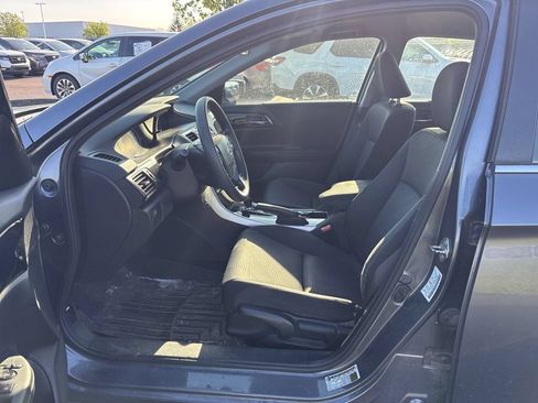 Used 2016 Honda Accord LX image 12