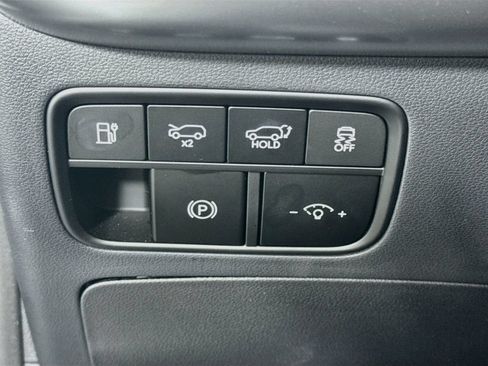 Certified 2026 Hyundai Ioniq 9 SEL AWD/4WD image 10