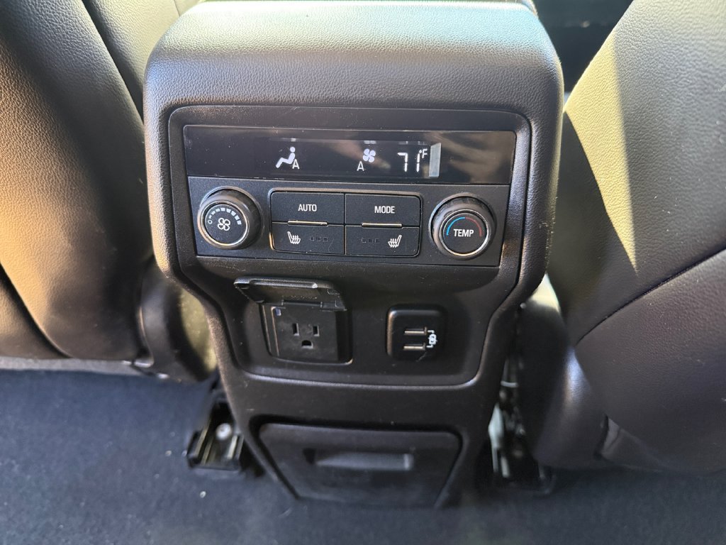 Used 2017 GMC Acadia Denali w/ Technology Package AWD/4WD image 36