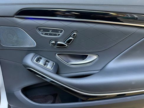 Used 2015 Mercedes-Benz S 63 AMG 4MATIC Sedan image 11