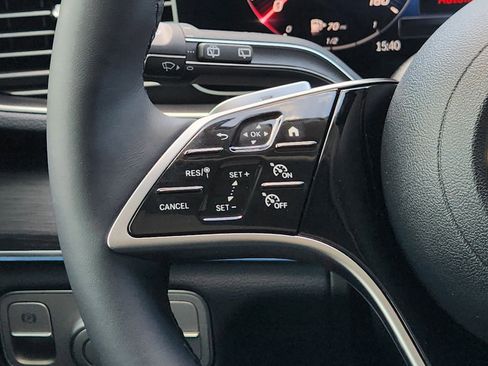 New 2026 Mercedes-Benz GLE 450e 4MATIC image 27