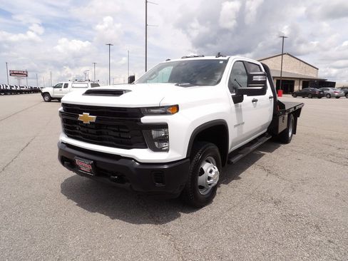 Used 2025 Chevrolet Silverado 3500 W/T w/ WT Convenience Package AWD/4WD image 62