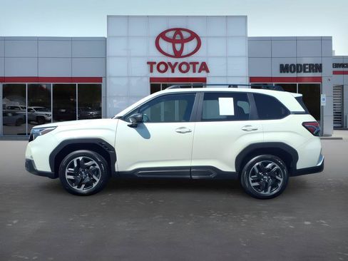 Used 2025 Subaru Forester Limited w/ Popular Package #1 AWD/4WD image 2