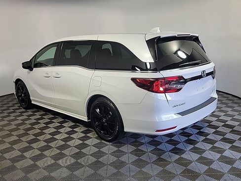 Certified 2023 Honda Odyssey Sport image 10