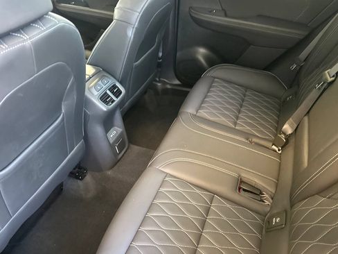 Used 2023 Buick Envision Avenir AWD/4WD image 13