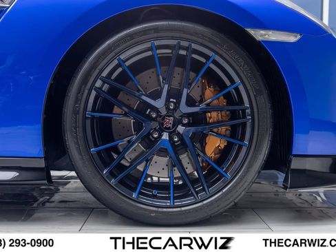 Used 2020 Nissan GT-R Premium AWD/4WD image 43