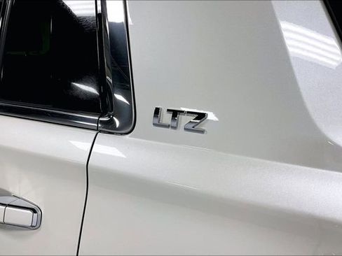 Used 2015 Chevrolet Tahoe LTZ AWD/4WD image 24