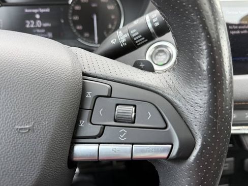 Used 2023 Cadillac XT4 Sport w/ Cold Weather Package AWD/4WD image 20