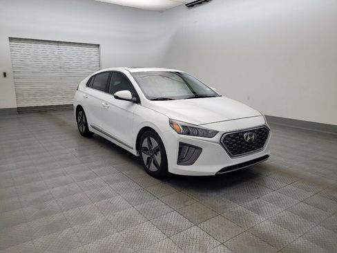 Used 2021 Hyundai Ioniq SEL FWD image 13