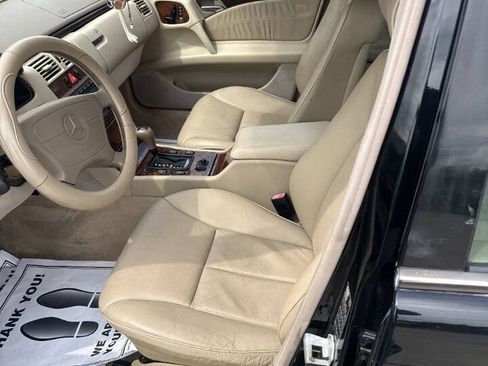 Used 1998 Mercedes-Benz E 320 Sedan image 2