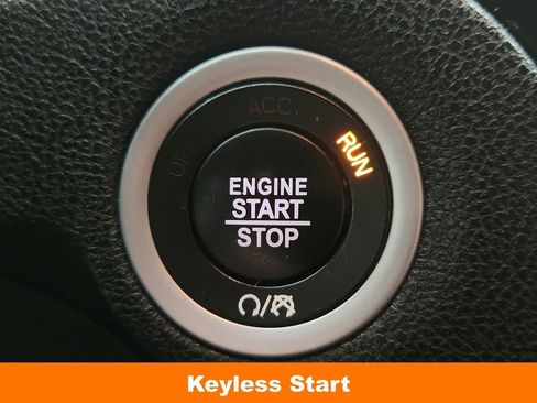 Used 2021 Chrysler 300 S image 19