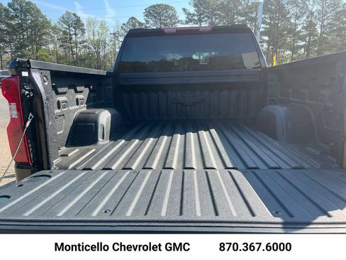 New 2026 Chevrolet Silverado 1500 Custom Trail Boss w/ Midnight Edition AWD/4WD image 26