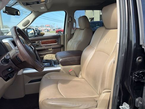 Used 2011 RAM 1500 Laramie image 28