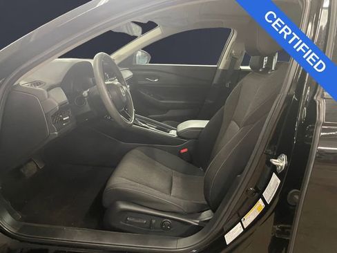 Certified 2024 Honda Accord EX image 9