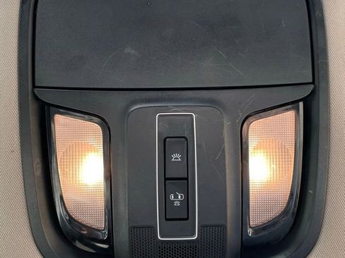 Used 2019 Kia Sorento LX image 25