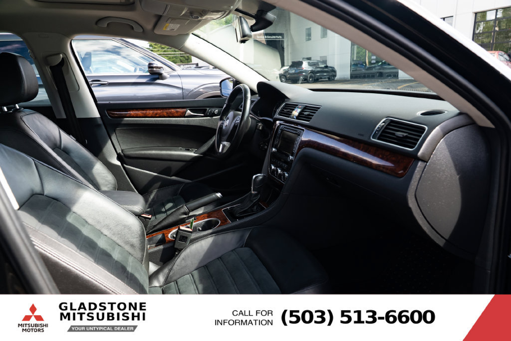 Used 2013 Volkswagen Passat TDI SEL Premium FWD image 24