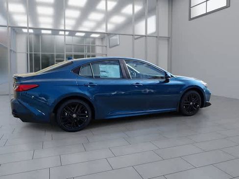New 2026 Toyota Camry SE FWD image 7