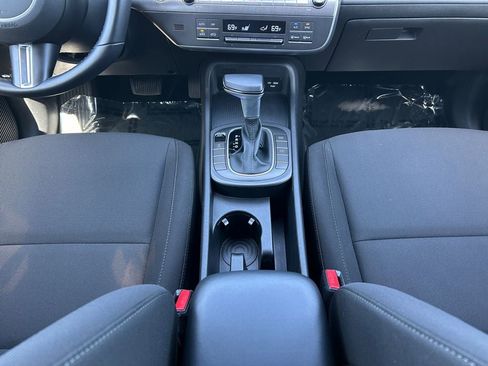 Used 2025 Hyundai Kona SEL AWD/4WD image 13