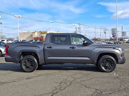 Used 2023 Toyota Tundra SR5 image 8