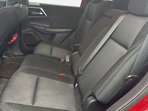 Used 2022 Mitsubishi Outlander ES image 31