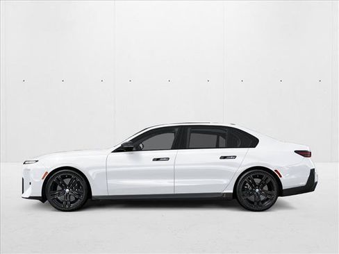 New 2027 BMW 740i w/ Executive Package RWD image 2