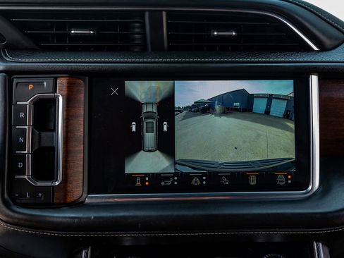 Used 2023 GMC Yukon Denali Ultimate image 25