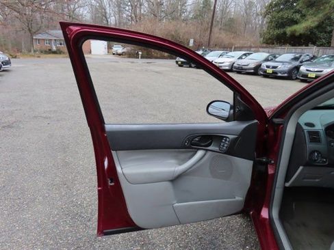 Used 2007 Ford Focus SE image 14