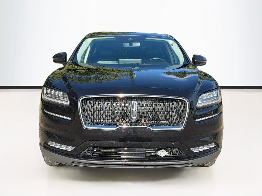 Used 2021 Lincoln Nautilus Reserve w/ Equipment Group 202A AWD/4WD image 2