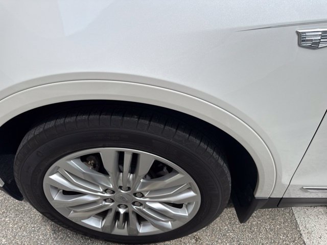 Used 2019 Cadillac XT5 Premium Luxury FWD image 8