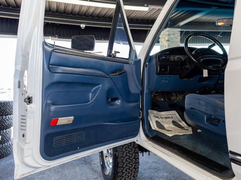Used 1996 Ford F250 4x4 SuperCab image 39