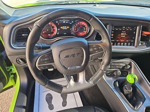 Used 2015 Dodge Challenger SRT Hellcat RWD image 14