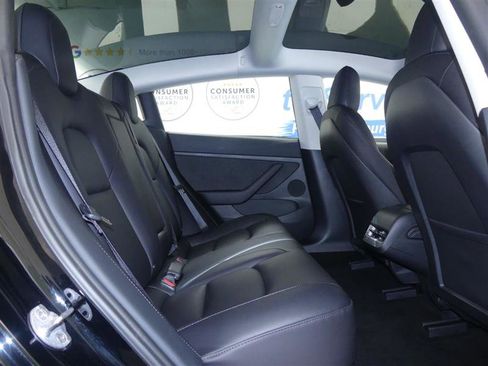 Used 2023 Tesla Model 3 Standard Range image 20