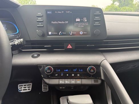 Used 2026 Hyundai Elantra Sport FWD image 21