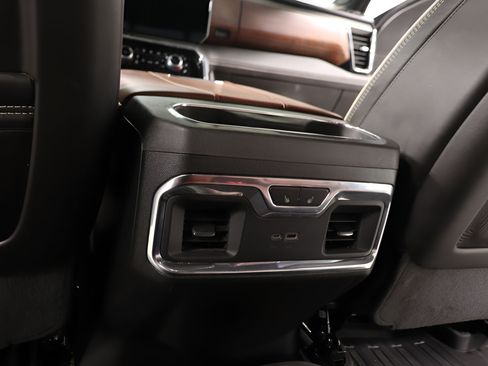 Used 2024 GMC Sierra 2500 Denali Ultimate w/ LPO, GMC Protection Package AWD/4WD image 27