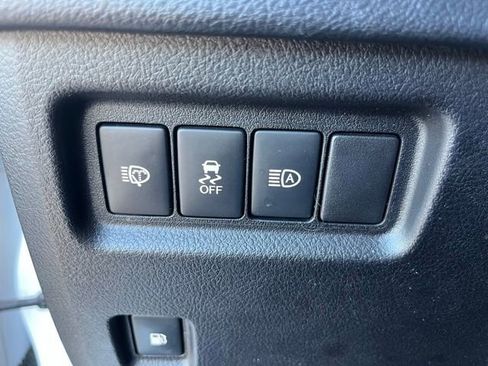 Used 2020 Lexus GX 460 Premium w/ Premium Package AWD/4WD image 15