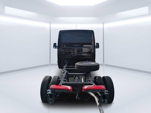 Used 2023 Mercedes-Benz Sprinter 3500 image 2