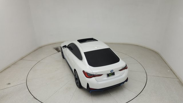 Used 2024 BMW i4 eDrive40 RWD image 18