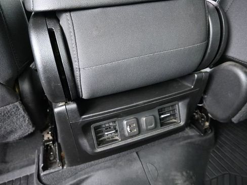 Used 2021 GMC Sierra 1500 SLE AWD/4WD image 27