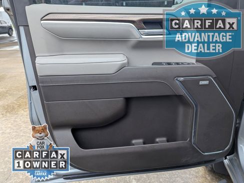 Used 2025 Chevrolet Silverado 1500 LT Trail Boss w/ Convenience Package II AWD/4WD image 17