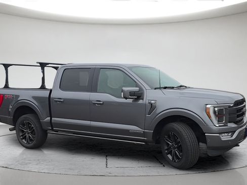 Used 2021 Ford F150 Lariat w/ Equipment Group 502A High AWD/4WD image 4