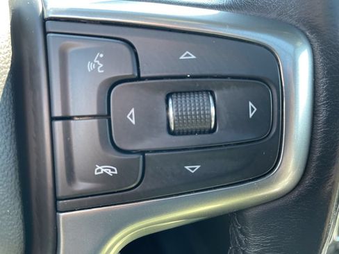 Used 2023 Chevrolet Tahoe Z71 w/ Luxury Package AWD/4WD image 22