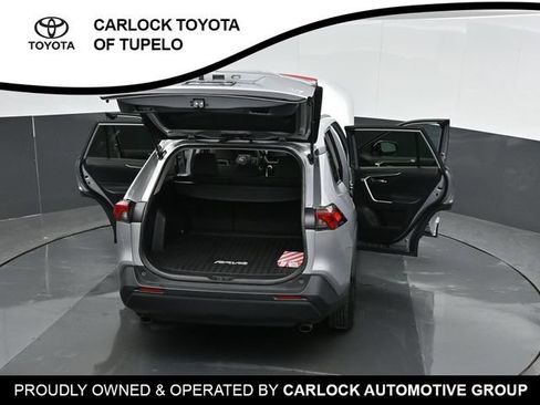 Used 2022 Toyota RAV4 XLE AWD/4WD image 34
