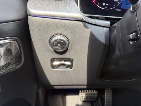 Certified 2025 Mercedes-Benz GLC 43 AMG 4MATIC image 24