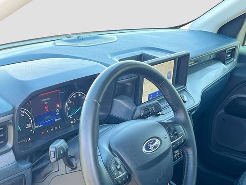 Used 2024 Ford Maverick Lariat w/ Black Appearance Package image 9