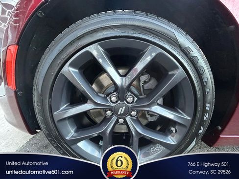 Used 2018 Dodge Charger R/T w/ Blacktop Package image 21